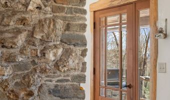 266 Ursa Ridge Rd, Brattleboro, VT 05301