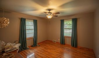 1308 E State St, Algona, IA 50511