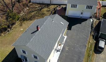 129 Simmonsville Ave, Johnston, RI 02919