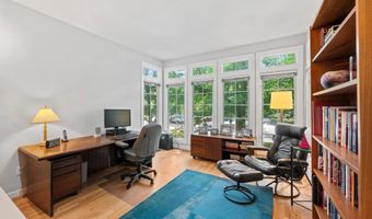 9600 EAGLE RIDGE Dr, Bethesda, MD 20817
