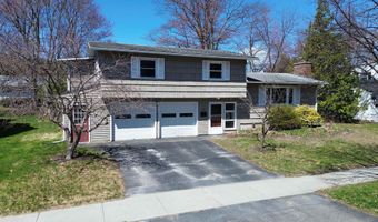 104 Lakewood Pkwy, Burlington, VT 05408