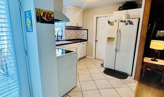 44 Chapman Rd, Apalachicola, FL 32320