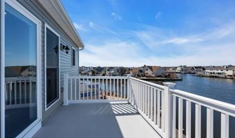 42 Carlyle Dr, Bayville, NJ 08721