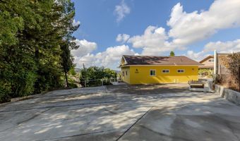 7655 E Silver Dollar Ln, Anaheim, CA 92808