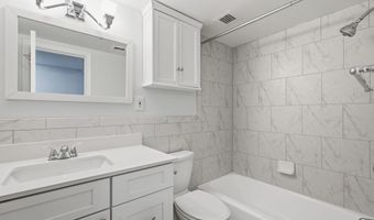 8315 N BROOK Ln 2-902, Bethesda, MD 20814