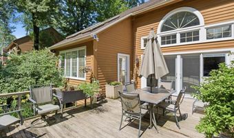 136 Brandon Ter, Albany, NY 12203