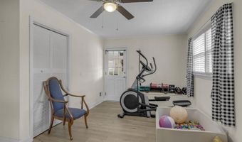 208 Kenneth Dr, Boiling Springs, SC 29316