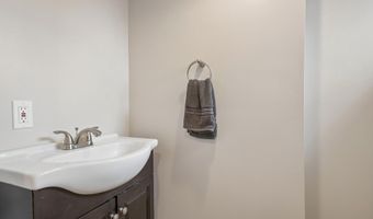 1612 SHERWOOD Ave, Baltimore, MD 21239