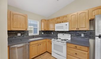 140 LOOKOUT Dr, Apollo Beach, FL 33572