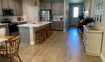 417 Windstream Dr, Aledo, TX 76008