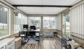 12 Hidden Valley Ln, Lincoln, RI 02865