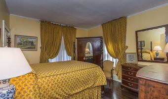 1822 Brevard Pl, Camden, SC 29020