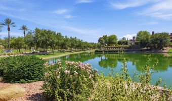 525 W HARMONY Pl, Chandler, AZ 85248