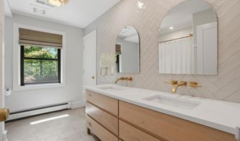 1234 FOREST HILL Dr, Ambler, PA 19002