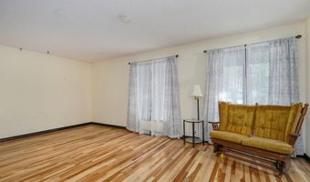 1626 Porter Ave, Aurora, MO 65605