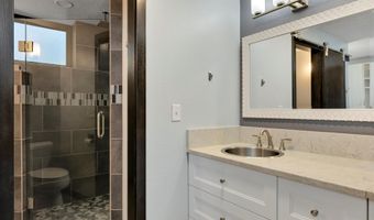 17699 S HOLLY Ln, Oregon City, OR 97045