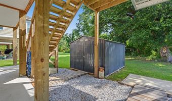 5114 Oak St, Bay St. Louis, MS 39520