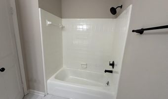220 River Forest Dr, Boiling Springs, SC 29316