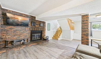 1107 S Biscay Ct, Aurora, CO 80017