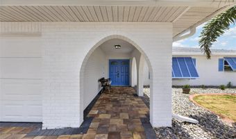 6305 COTTONWOOD Ln, Apollo Beach, FL 33572
