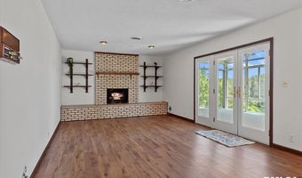 1541 Literberry Triopia Rd, Arenzville, IL 62611