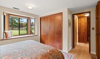 905 BARBRA Ln, Brookings, OR 97415