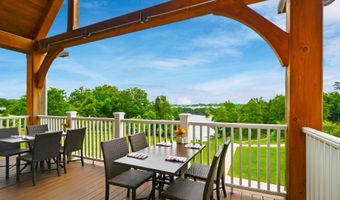 102 PHOEBE Ct, Lake Frederick, VA 22630