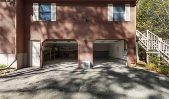 886 Weaver Hill Rd, Coventry, RI 02816