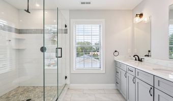 15 Wondy Way, Danbury, CT 06811