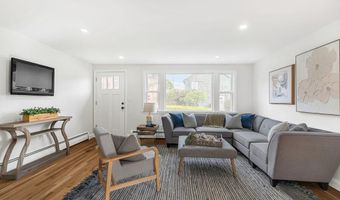 39 Collins St, Boston, MA 02136
