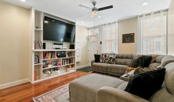 138 MERCY St, Philadelphia, PA 19148