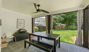 5902 WILSON Ln, Bethesda, MD 20817