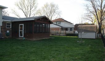 8437 Lockwood Ln, Indianapolis, IN 46217