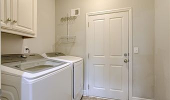 14145 Amanda Ln, Basehor, KS 66007