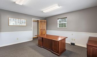 3 Cook Dr, Athens, TN 37303