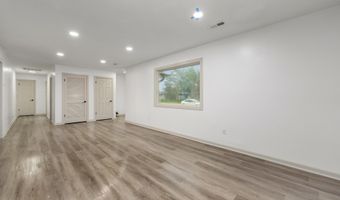 218 Aaron Dr, Andover, KS 67002