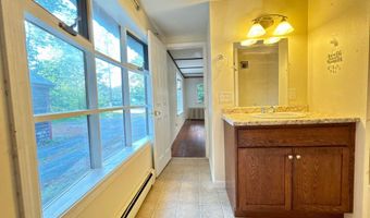 106 S Belfast Ave, Augusta, ME 04330