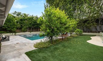 4820 Encino Ter, Encino, CA 91316