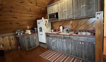 18 Carver St, Brandon, VT 05733