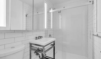 10 Ocean Blvd 4D, Atlantic Highlands, NJ 07716