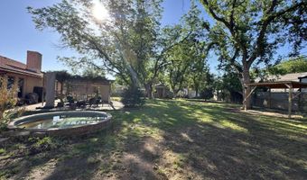 1305 S Country Club Cir, Carlsbad, NM 88220