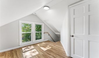 9 Lookout Ave, North Providence, RI 02911