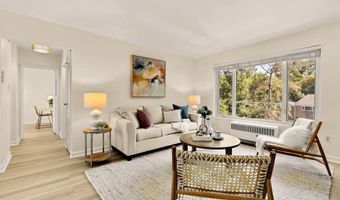 10419 MONTROSE Ave 302, Bethesda, MD 20814