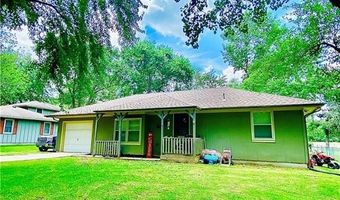 916 Edith Ave, Adrian, MO 64720