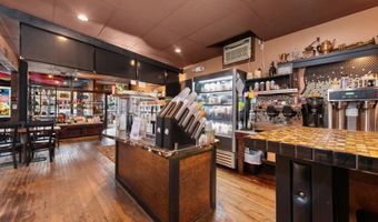 28 Central Sq, Bristol, NH 03222