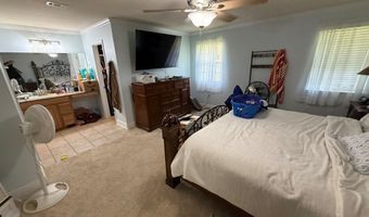 612 Esplanade Ave, Bay St. Louis, MS 39520