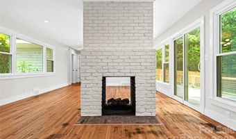 155 Oak Ter, Arden, NC 28704