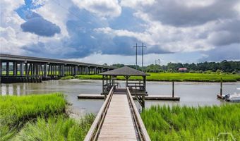 11 Turnbull Ln, Savannah, GA 31410