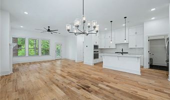 5102 SW Stanford Ct, Bentonville, AR 72713