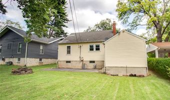943 McKinley Blvd, Alton, IL 62002